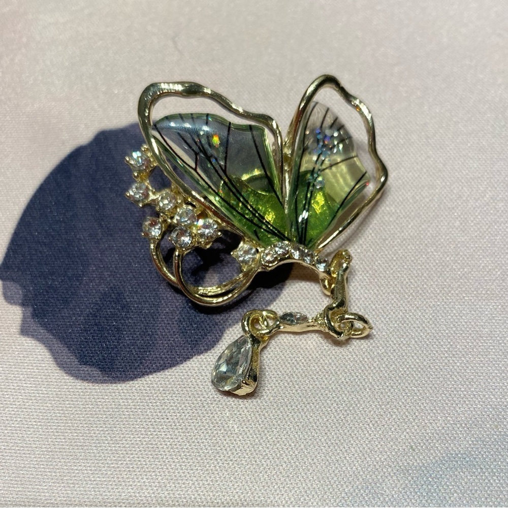 Butterfly Gold-Tone Glitter Enamel Brooch Charm with CZ stones - Picture 3 of 4
